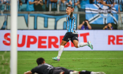 Grêmio derrota o Brasil-Pel e avança para a fase semifinal do Campeonato Gaúcho