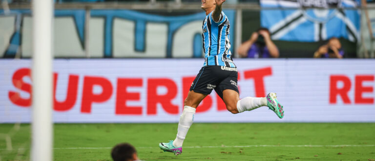 Grêmio derrota o Brasil-Pel e avança para a fase semifinal do Campeonato Gaúcho