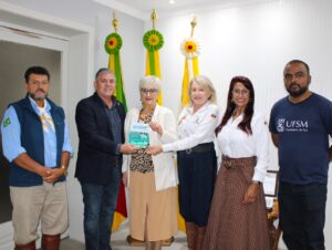 Semana Farroupilha: 5ª Região convida Angela para entrega da Centelha Regional