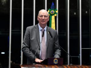 Presidente da Aprosoja RS assume vaga no Senado