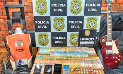 Beco dos Trilhos: Polícia prende dupla com drogas em ação que apreendeu até guitarra