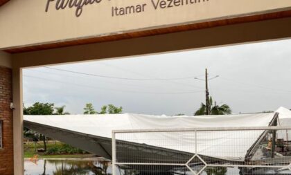 Expocande: temporal causa estragos no Parque Itamar Vezentini