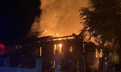 Incêndio destrói casa em Candelária