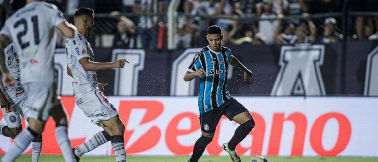 Grêmio empata com o Operário-PR na estreia da Copa do Brasil