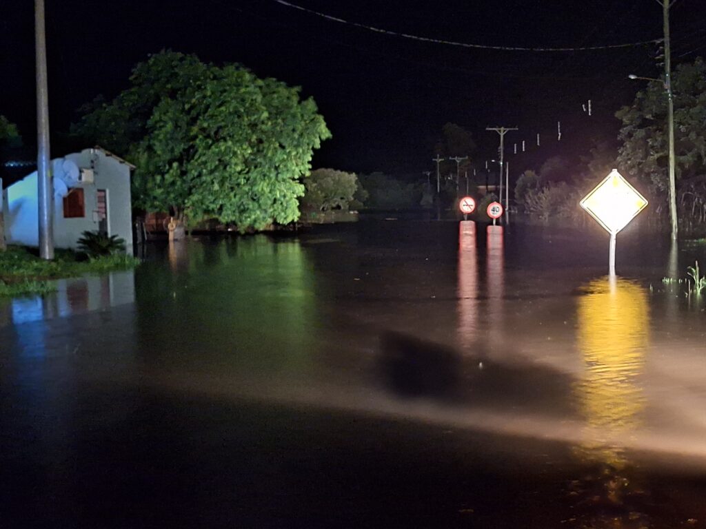 Enchente: distrito de Ferreira foi atingido em grande parte pelas águas do Rio Jacuí / Foto: Milos Silveira/OC