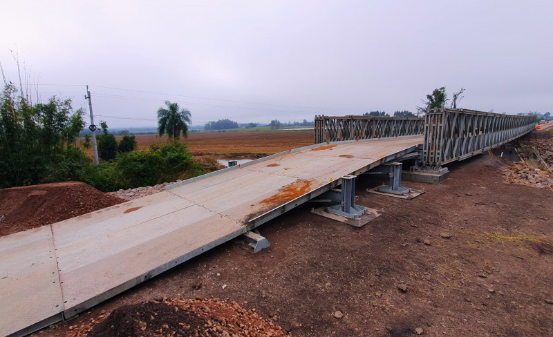 A ponte é biapoiada, tripla simples, possui 60 metros de extensão e tem capacidade de 80 toneladas / Crédito: Divulgação Rota de Santa Maria