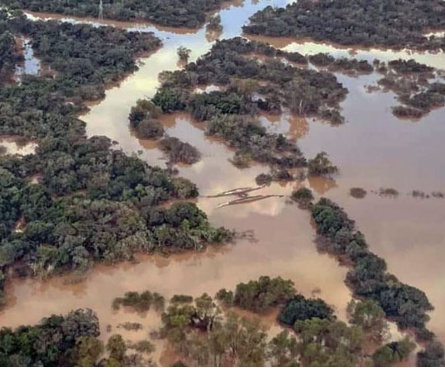 Ponte de Pedra: estrutura histórica também é castigada pela maior enchente de todos os tempos / Foto: Divulgação