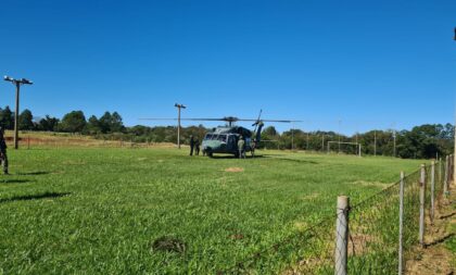 Corsan e Base Aérea montam operação para captação de água no Jacuí