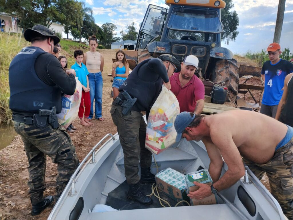 Há famílias ilhadas na localidade de Porteira Sete / Foto: Defesa Civil