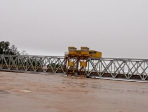 Cheia do Rio Jacuí chega ao leito da Ponte do Fandango