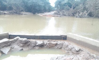 Ponte do Botucaraí é levada pela força da água