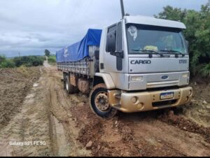 Região da Porteira Sete tem estradas intransitáveis