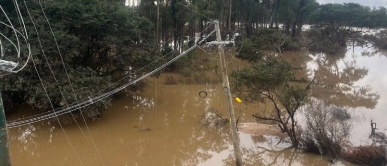 RGE começa reconstrução de rede de energia para Corsan nesta quinta (23)