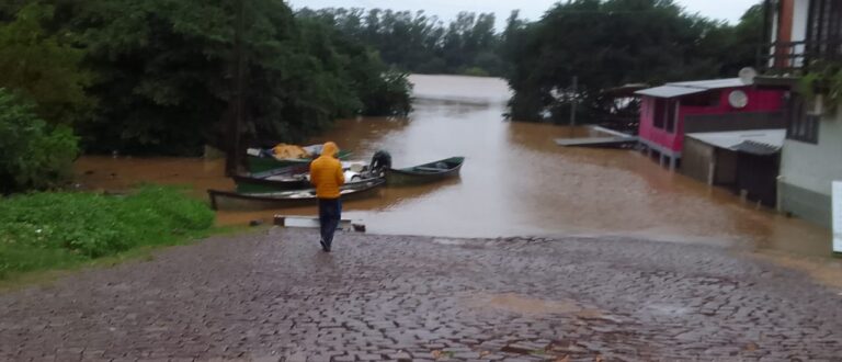 Inundação do Rio Jacuí continua em baixa