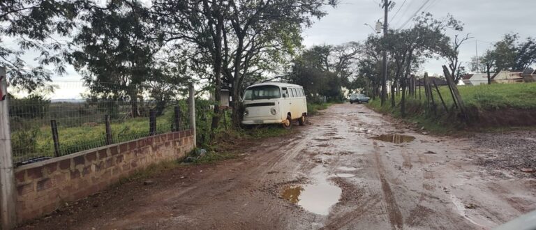 Ruas do Universitário pedem socorro