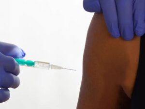 Saúde convoca nunca vacinados contra covid-19