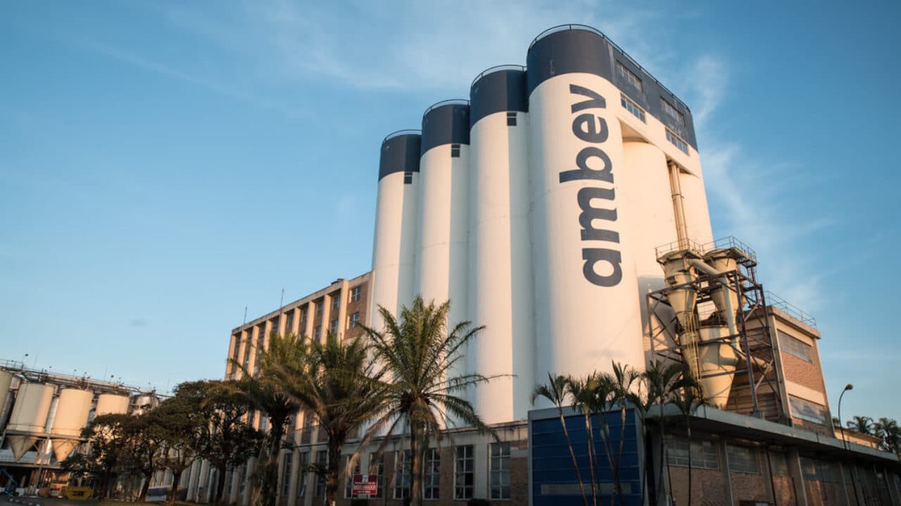 Ambev é considerada hoje a maior empresa do agronegócio brasileiro / Foto: Arquivo