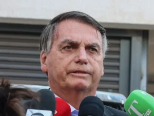 PF: Bolsonaro desviou R$ 6,8 milhões no esquema das joias