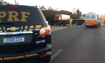 Acidente com carro de Candelária resulta em morte de mulher de 78 anos