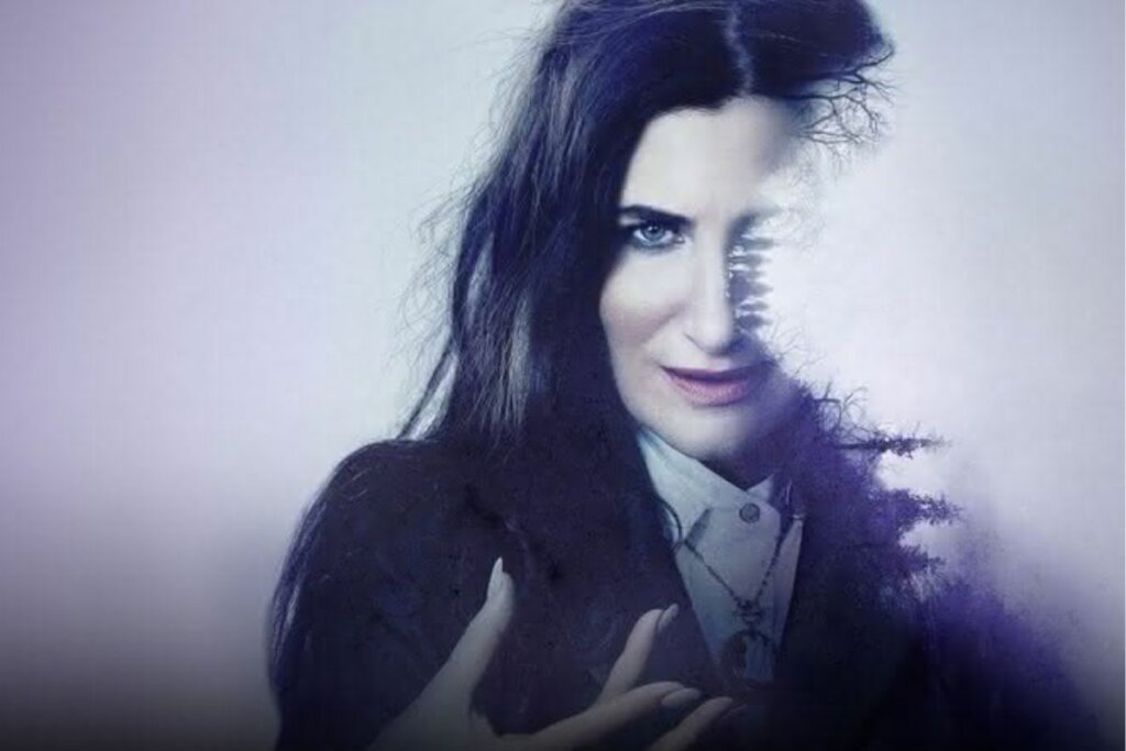 Atriz Kathryn Hahn na capa da série Agatha Desde Sempre 