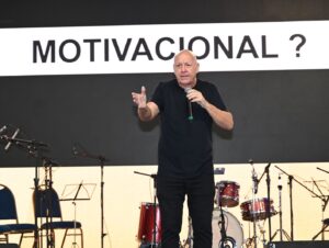 Expoagas: “O futuro mudou… bem na minha vez”, por Dado Schneider