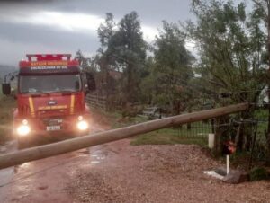 Temporal causa destruição em Encruzilhada do Sul