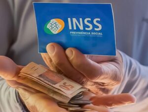 INSS paga aposentadorias de agosto nesta segunda-feira