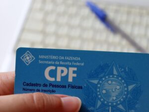 Receita alerta que não há taxa para tirar CPF