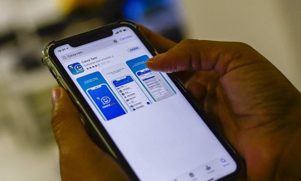 Perigo pelo celular: Polícia investiga identidades de criminosos que invadem contas do Caixa Tem e usam aplicativos de mensagem para aplicar golpes em cachoeirenses / Foto: Marcello Casal Jr/Ag. Brasil
