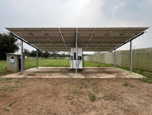 UFSM/Cachoeira ganha uma estação de abastecimento de veículos elétricos