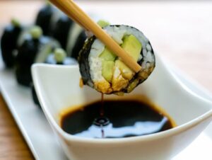 5 receitas de sushi vegetariano para fazer em casa