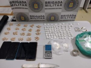 Brigada prende quatro por tráfico de drogas