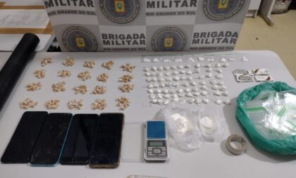 Brigada prende quatro por tráfico de drogas