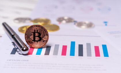 Cerca de 66% dos brasileiros acredita que os criptoativos podem aumentar a liberdade econômica