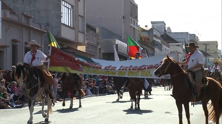 Prazo para obtenção de guia de trânsito animal de cavalos que descerão a Rua Júlio de Castilhos no desfile de 20 de setembro termina sexta-feira / Foto: Arquivo