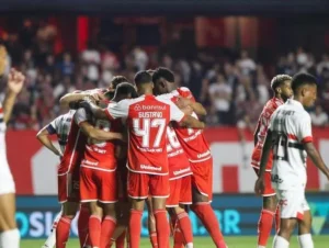 Inter vence São Paulo de virada: 3 a 1