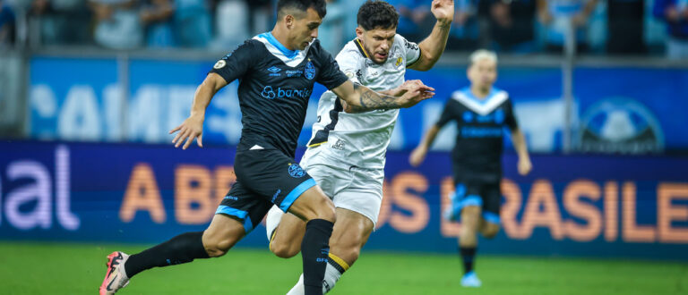 Grêmio perde na Arena para o Criciúma: 2 a 1