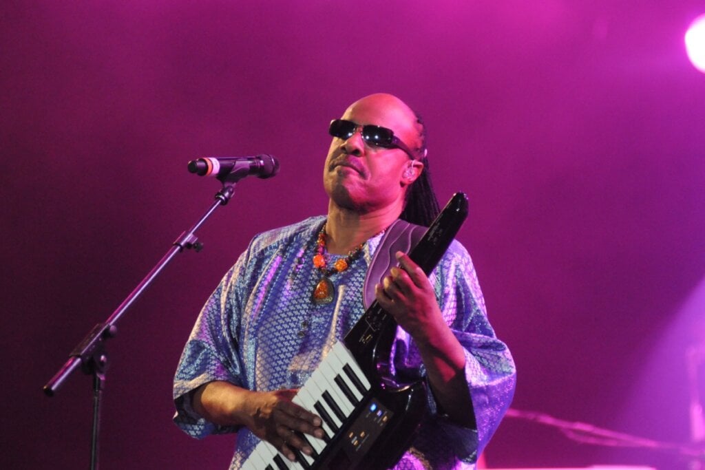 Stevie Wonder se apresentando no palco do Rock In Rio 