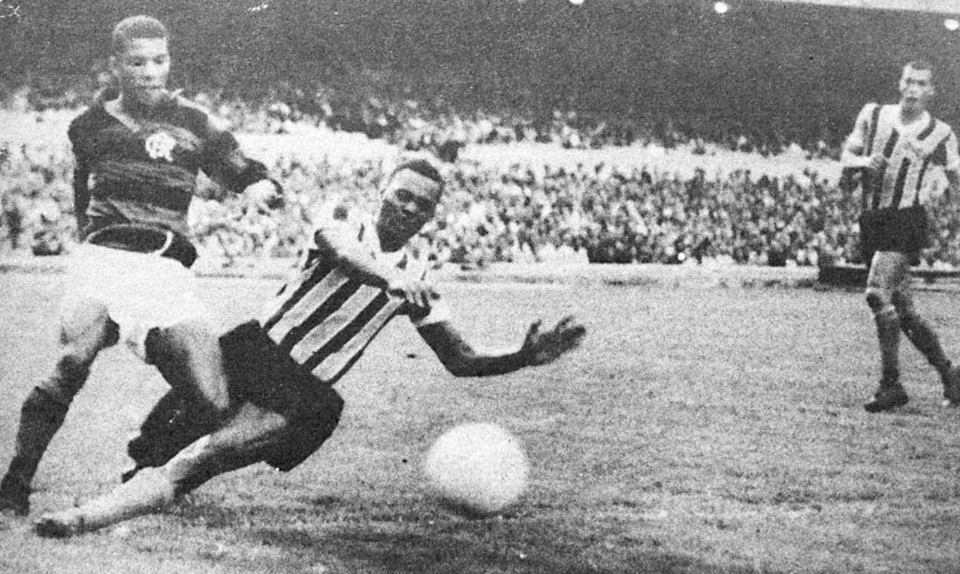 Everaldo foi o primeiro gaúcho a conquistar uma Copa do Mundo (em 1970) pela Seleção Brasileira