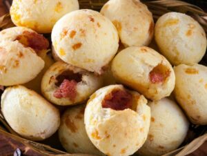 5 receitas fáceis e deliciosas de pão de queijo