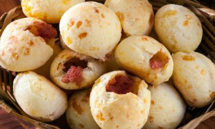 5 receitas fáceis e deliciosas de pão de queijo