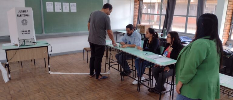 Qual candidato teve mais votos na sua seção em Cachoeira do Sul?