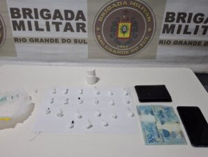 Pote recheado de cocaína: BM de Rio Pardo prende homem por tráfico