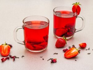 5 receitas de chás com hibisco para ajudar a emagrecer