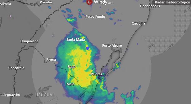 Imagens de satélite mostram ciclone extratropical avançando pela Região Central, colocando o RS em alerta vermelho para "grande perigo" / Foto: Windy.com/Reprodução