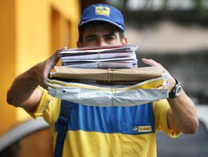 Correios anunciam concurso público com mais de 3 mil vagas e salários de até R$ 6,8 mil