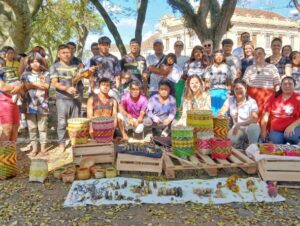 Cultura indígena é destaque em ação na Praça Honorato