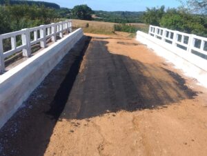 Força-tarefa realiza melhorias na Ponte da Ferreira