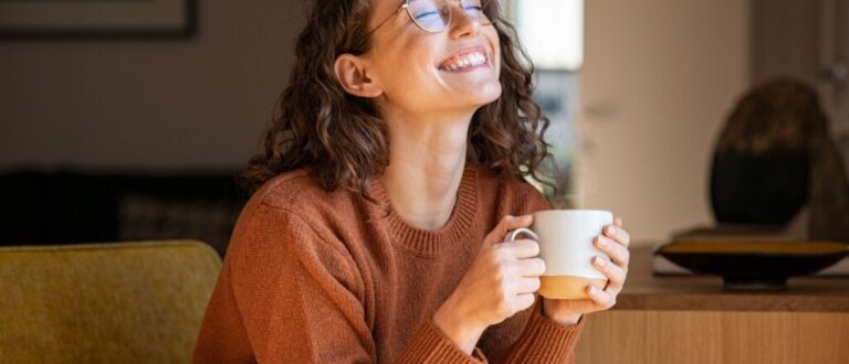 Veja os riscos do excesso de açúcar e cafeína para os estudantes