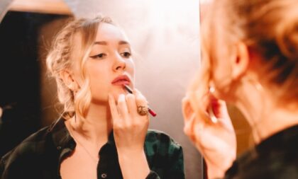 6 dicas para aplicar o lápis labial perfeitamente